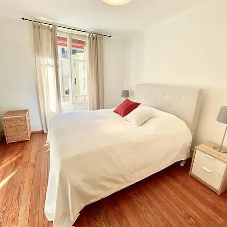 Your Bright Charming Cocoon Between Lake&city Appartement *