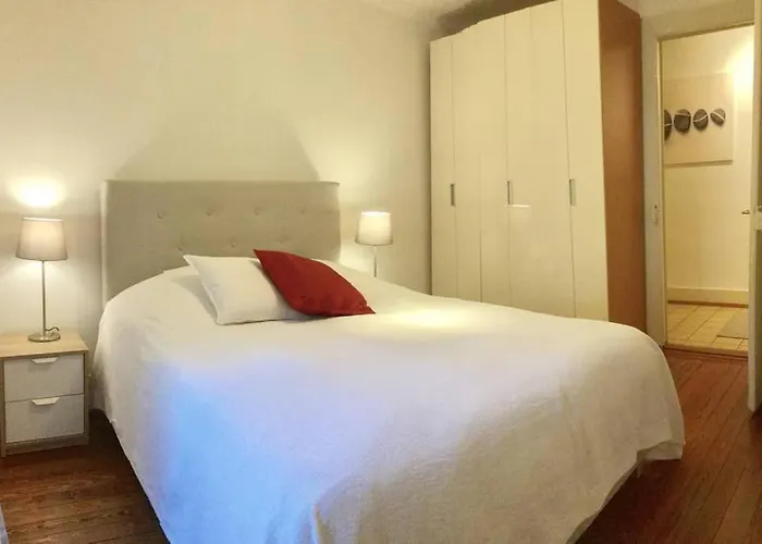 Your Bright Charming Cocoon Between And Apartment *