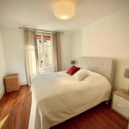 Apartmán Your Bright Charming Cocoon Between And