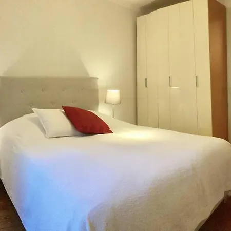 Your Bright Charming Cocoon Between And Apartmán *